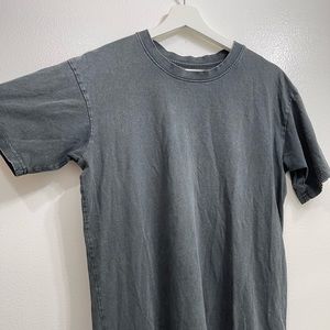 Distressed gray oversize shirt